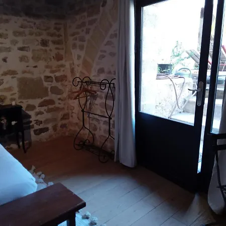 Le Clos De L'olivelle